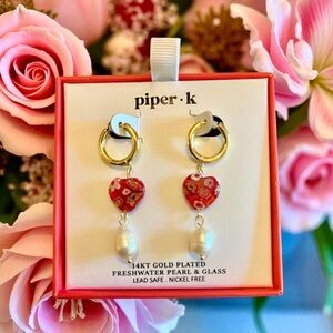 PIPER-K  BEAUTIFUL BOXED SET OF DANGLE EARRINGS…FRESH WATER PEARLS…14kt GOLD